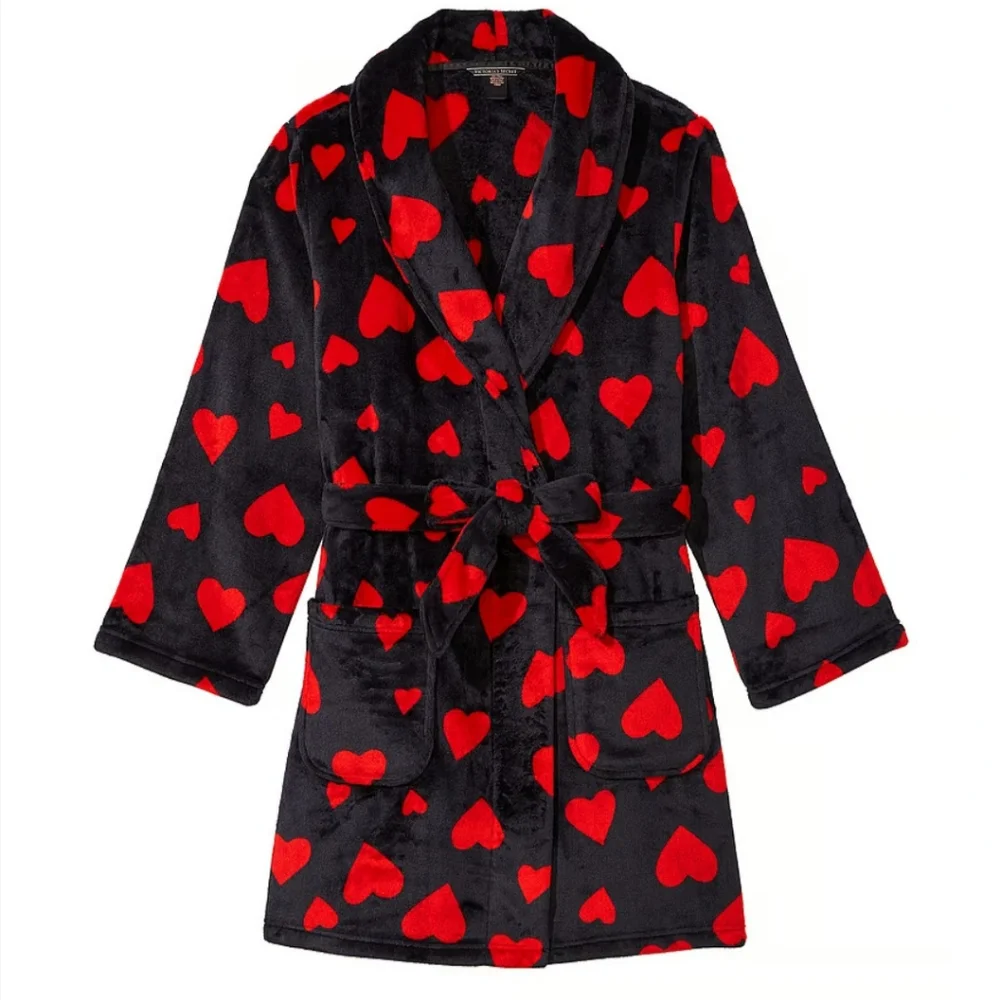 Victoria Secret Plush Robe size XL/XXL NWT